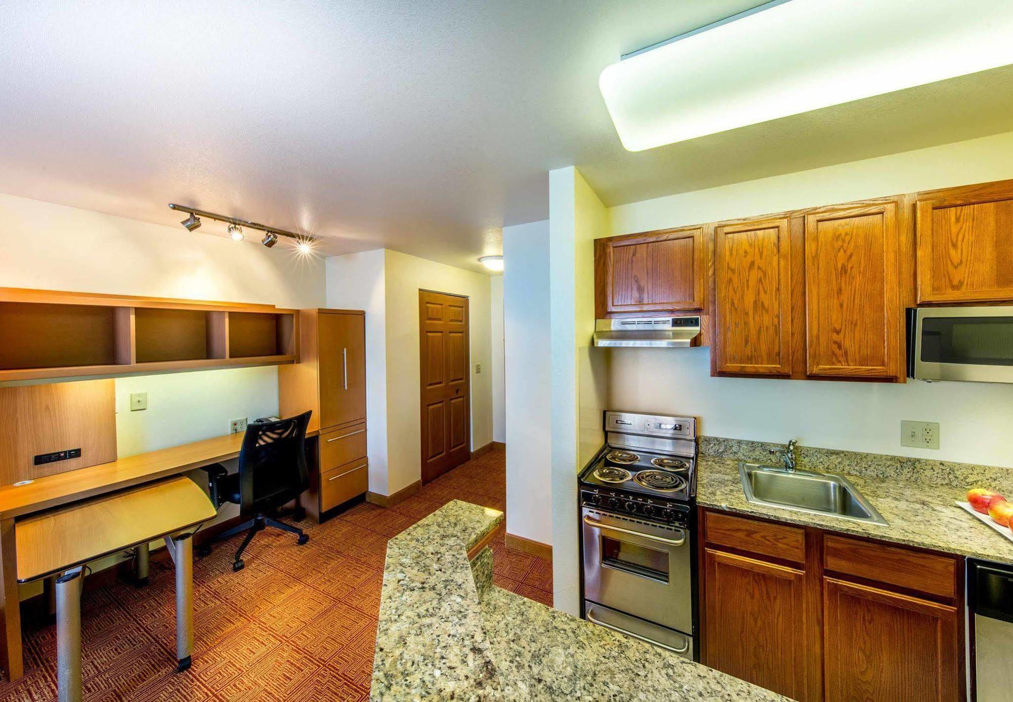 Towneplace Suites Minneapolis אדן פרייר מראה חיצוני תמונה